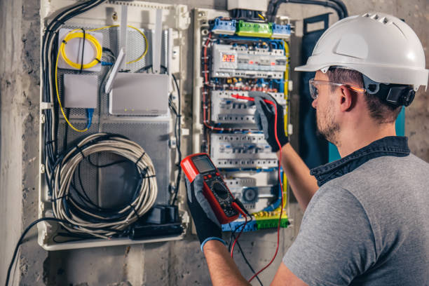 Best Circuit Breaker Repair  in Granite Falls, WA